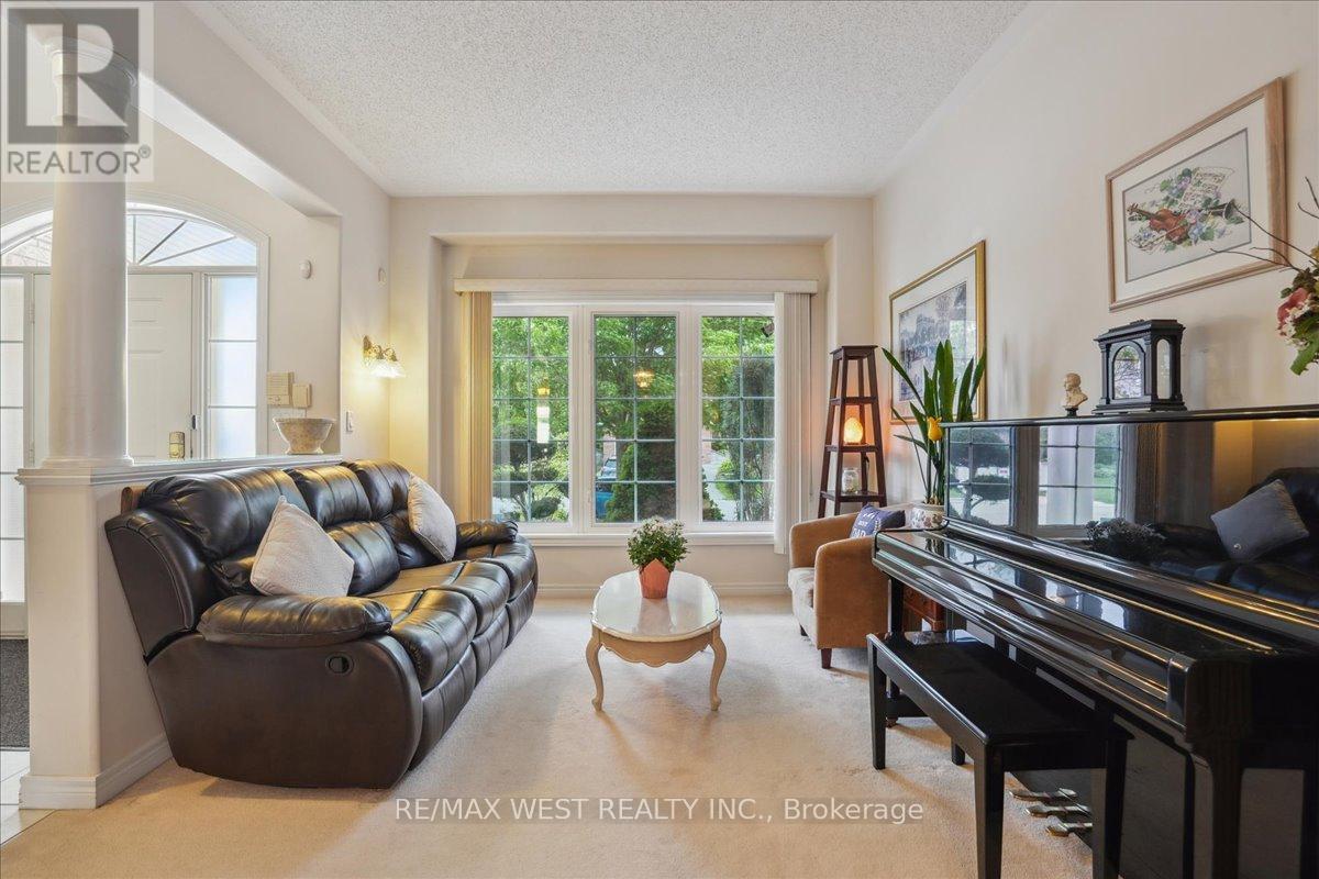 Property at 1964 WALREG DRIVE image 5