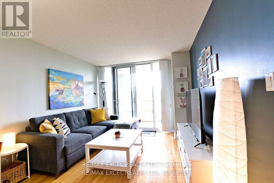 410 - 19 Northern Heights Drive, Richmond Hill (Langstaff), Ontario  L4S 4M4 - Photo 14 - N12244502