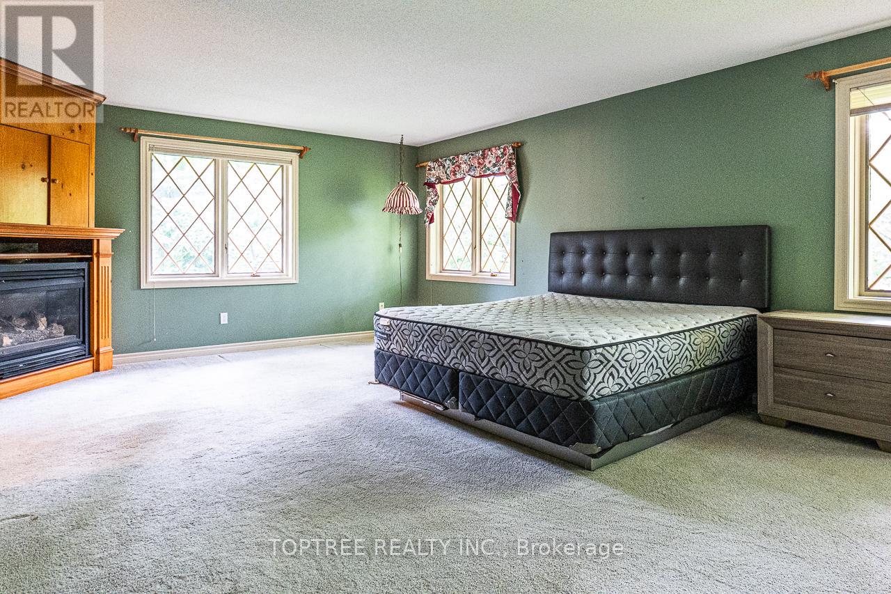 42 Pitcarnie Crescent, London North, Ontario  N6G 4N4 - Photo 31 - X12244632