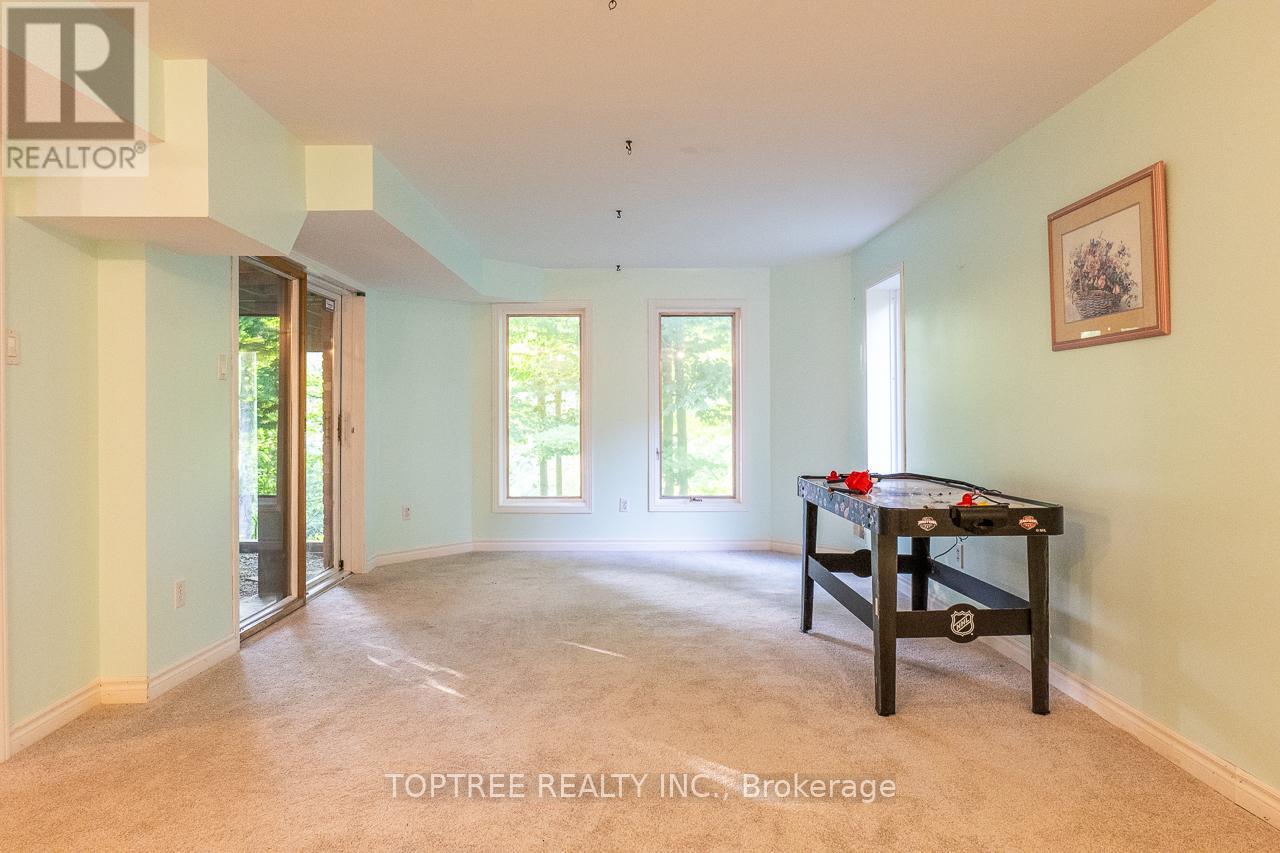 42 Pitcarnie Crescent, London North, Ontario  N6G 4N4 - Photo 43 - X12244632