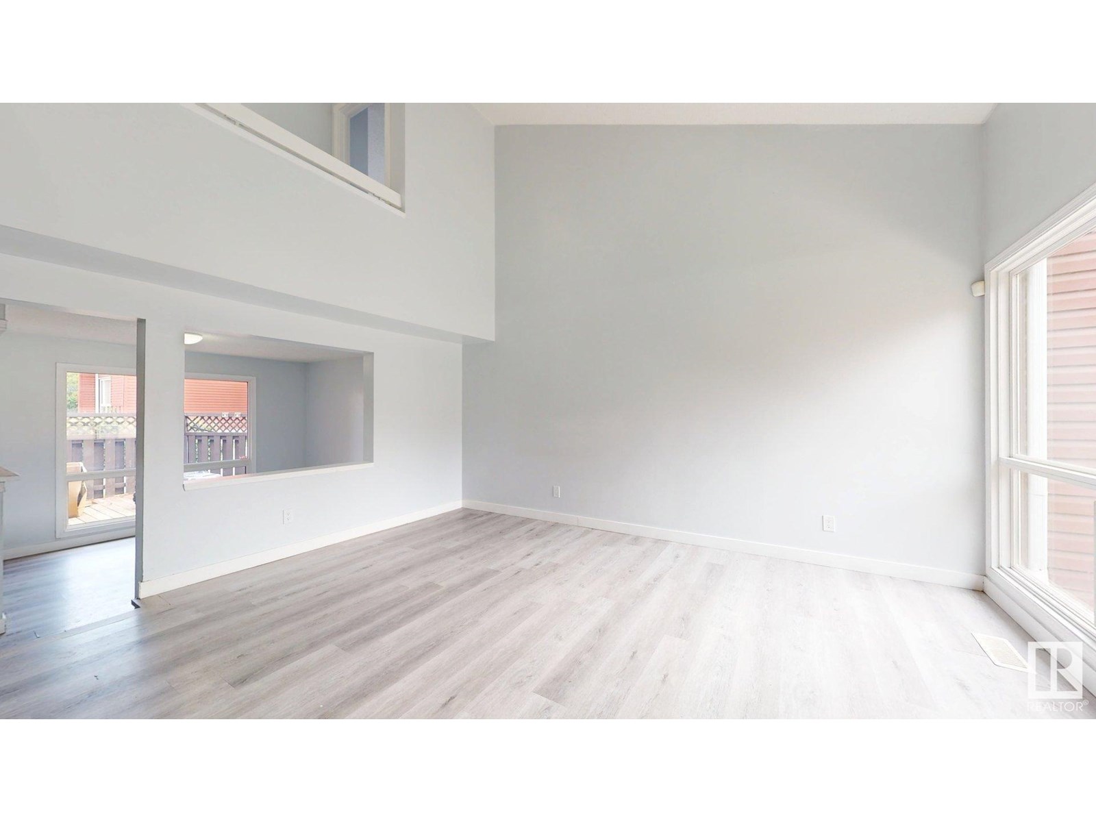 Property at 613 MILLBOURNE RD E NW image 3