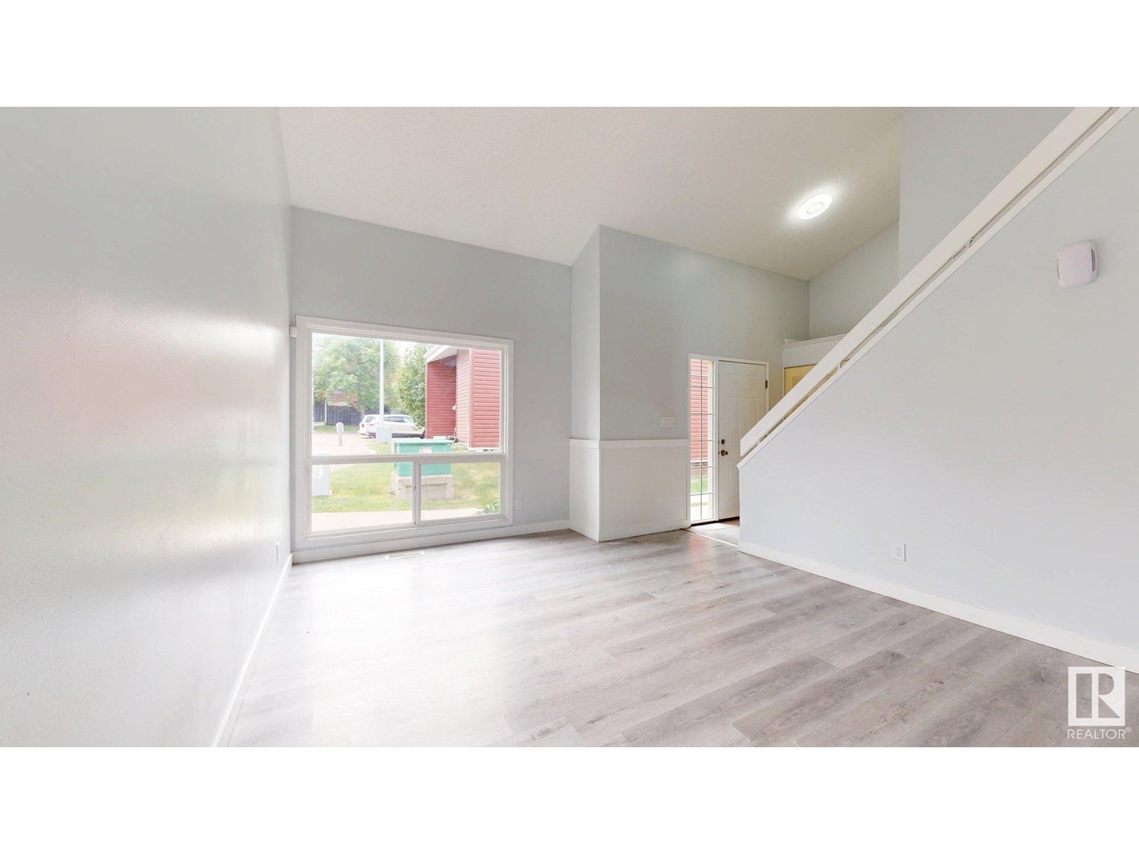 Property at 613 MILLBOURNE RD E NW image 5