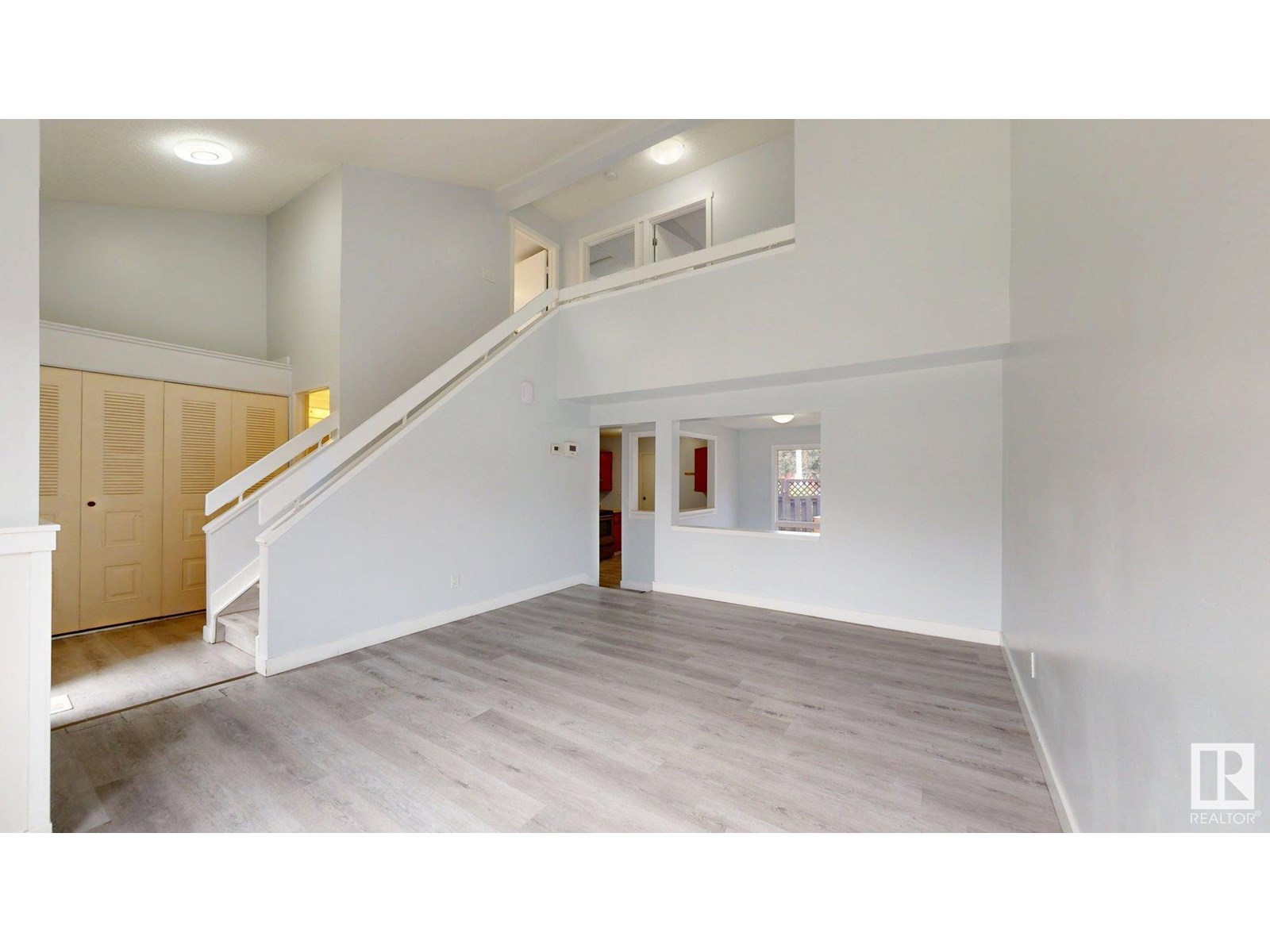 Property at 613 MILLBOURNE RD E NW image 4