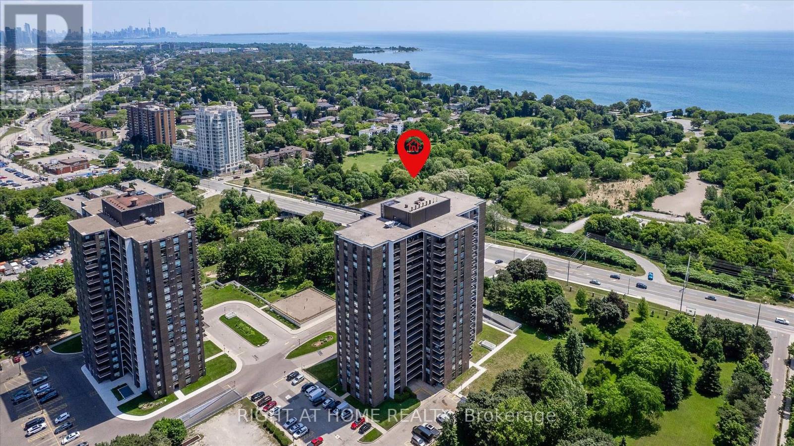 Property at 802 - 1515 LAKESHORE ROAD E image 1