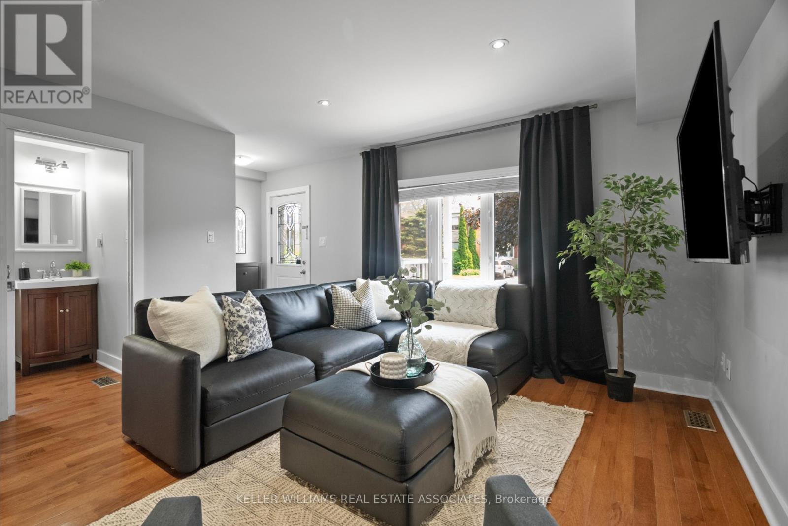 Property at 296 MELROSE STREET image 3