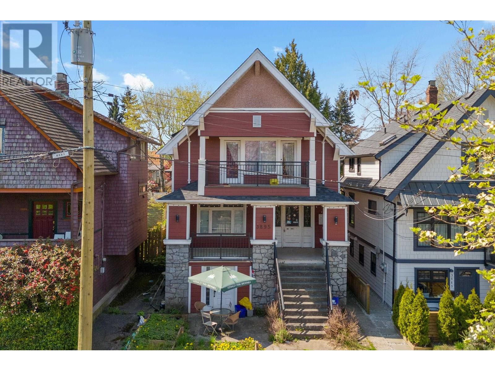 Property at 3895 QUEBEC STREET image 1
