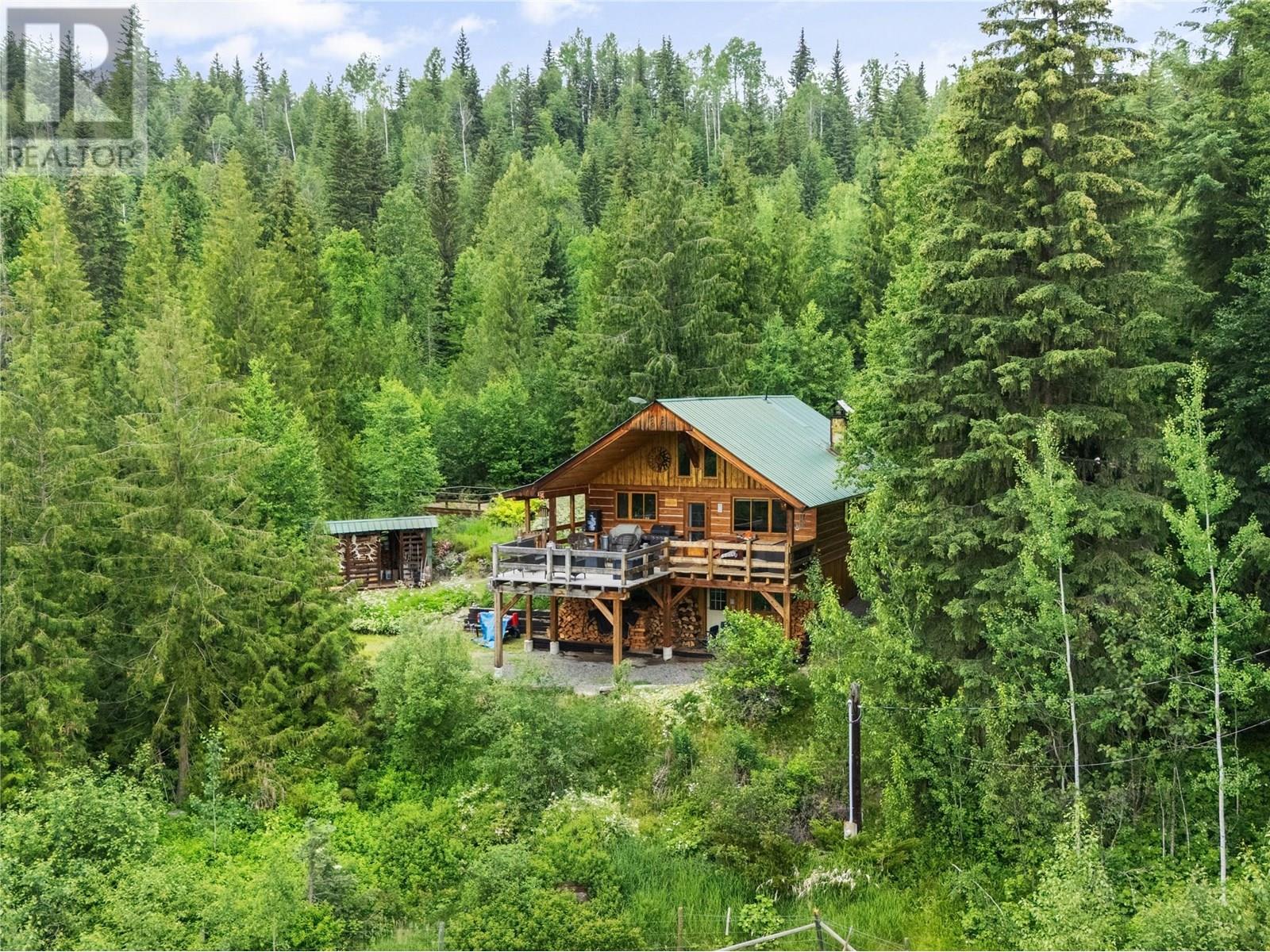 6177 Trout Creek Road, clearwater, British Columbia