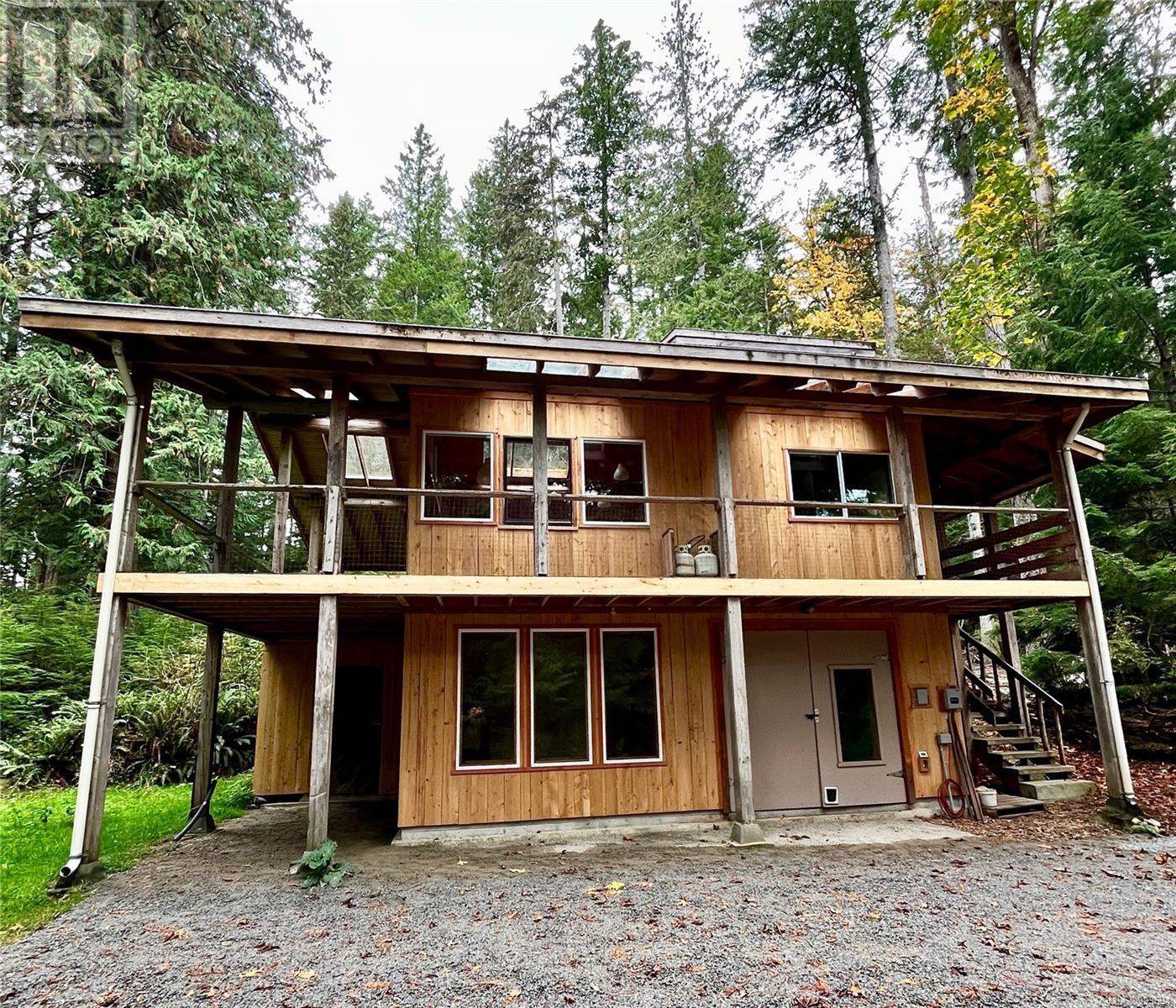 421 Whaletown Rd, Cortes Island, British Columbia  V0P 1Z0 - Photo 2 - 999694