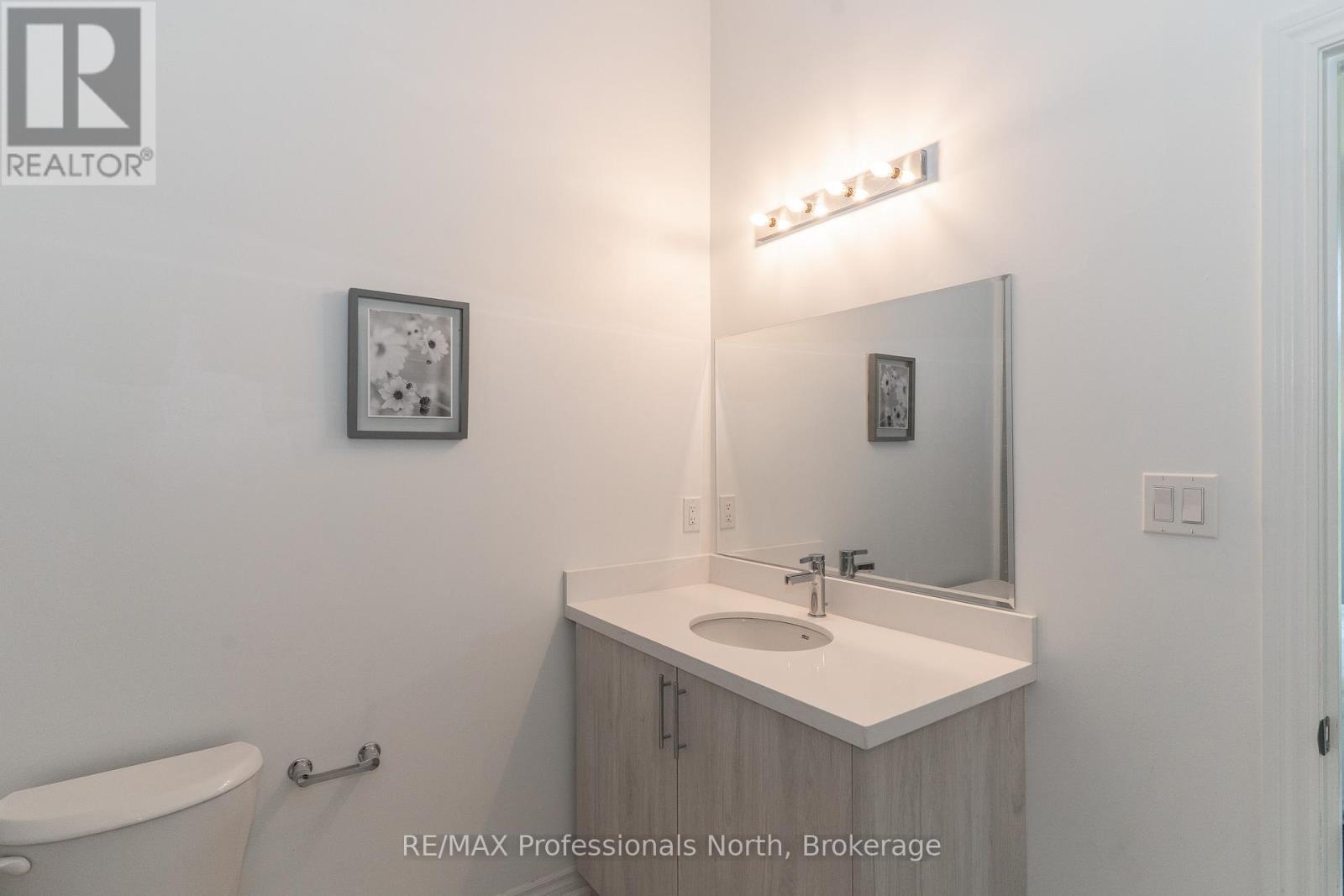 17 Turnberry Court, Bracebridge, Ontario  P1L 0N5 - Photo 11 - X12244582