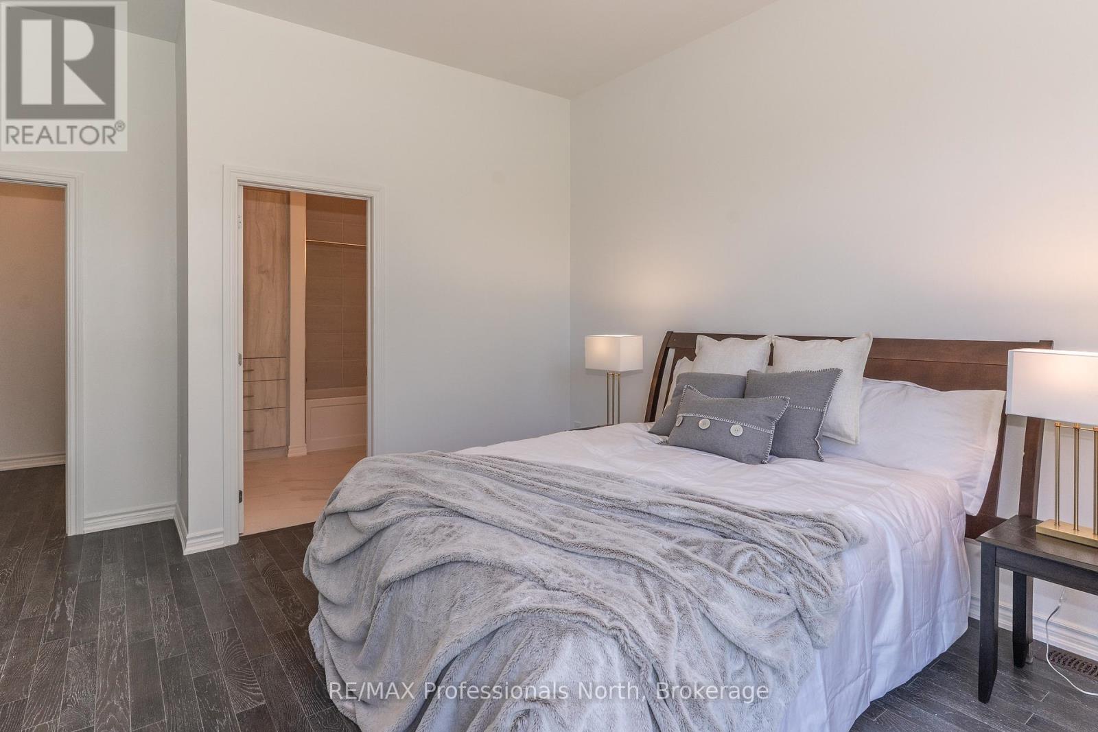 17 Turnberry Court, Bracebridge, Ontario  P1L 0N5 - Photo 9 - X12244582