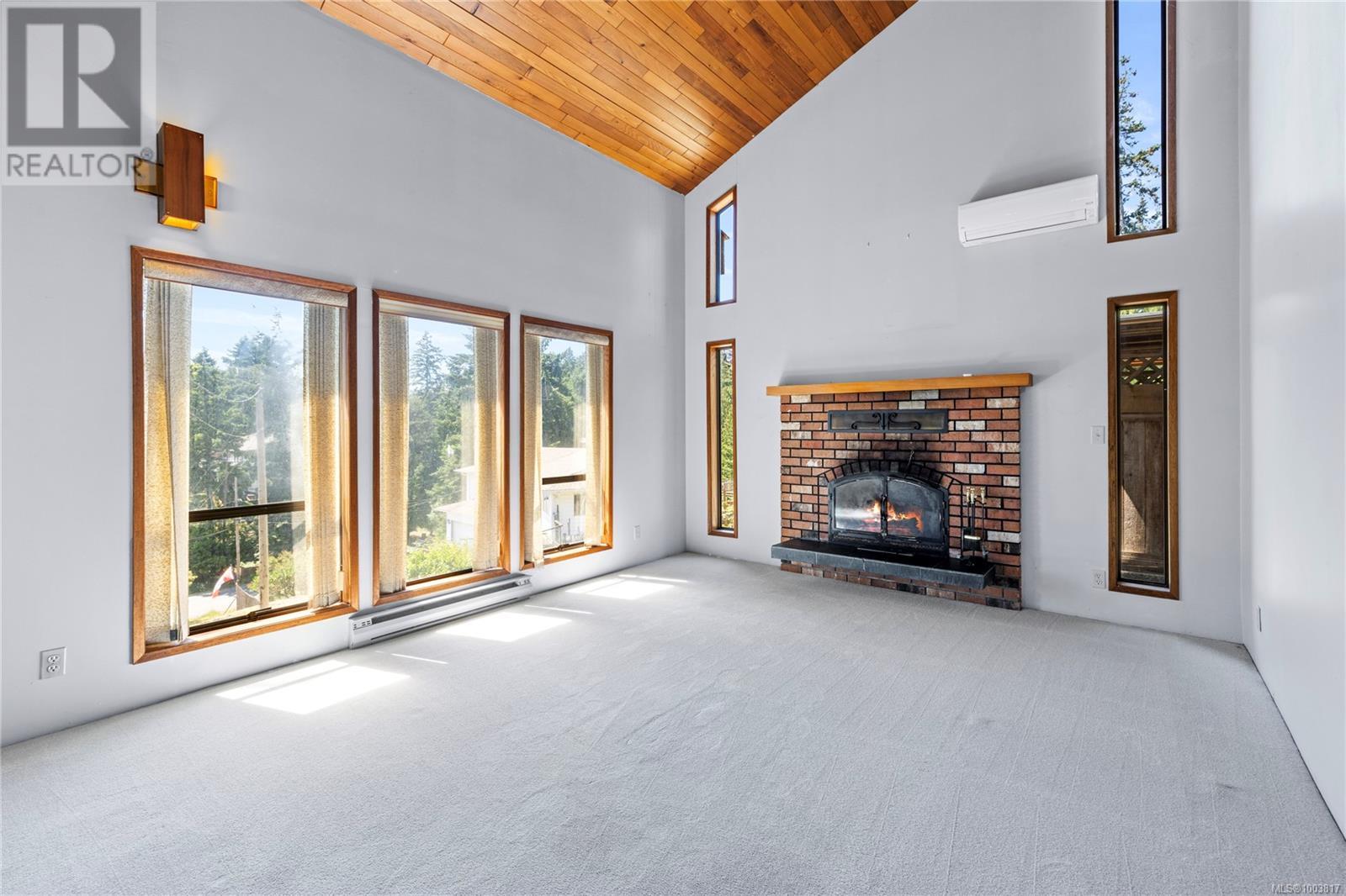 Property at 3148 Robin Hood Dr image 1