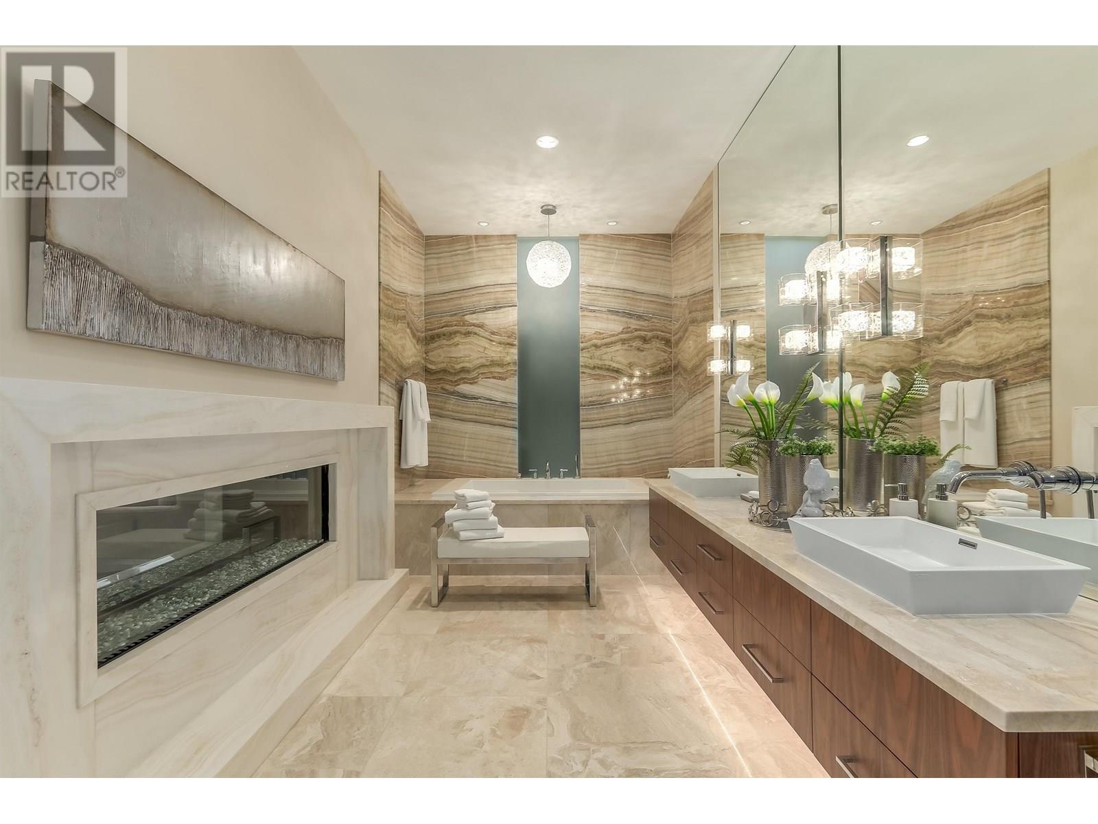 1243 Chartwell Place, West Vancouver, British Columbia  V6H 3X9 - Photo 5 - R3019309