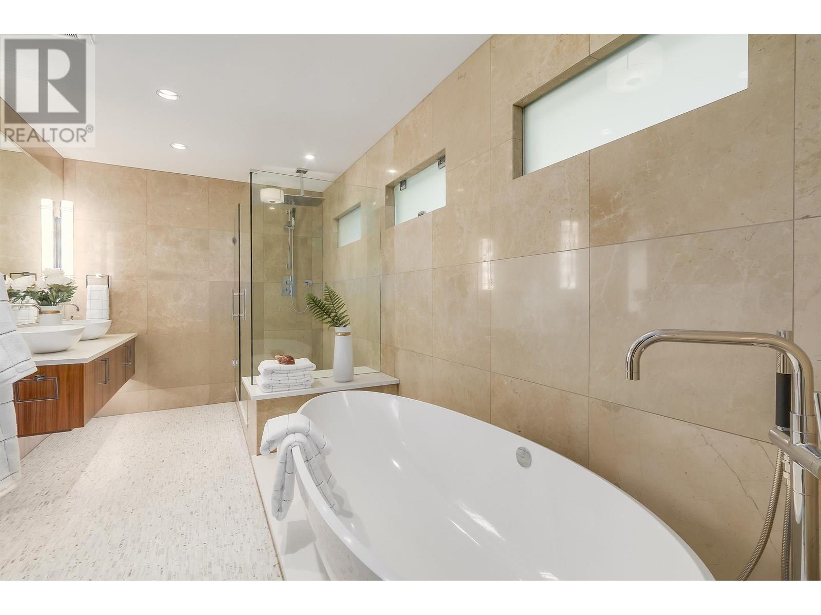 1243 Chartwell Place, West Vancouver, British Columbia  V6H 3X9 - Photo 29 - R3019309