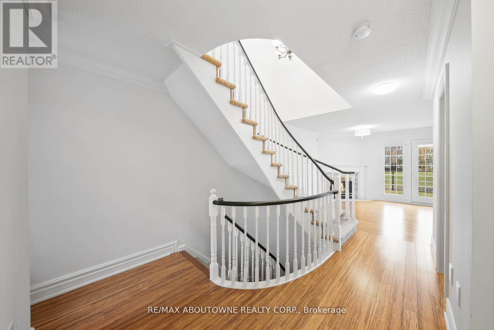 Property at 12 - 2165 COUNTRY CLUB DRIVE image 3