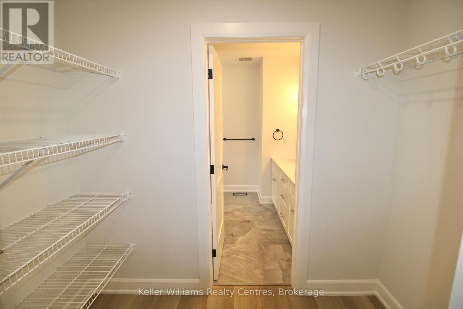 829 22nd Avenue A, Hanover, Ontario  N4N 0C5 - Photo 12 - X12086579