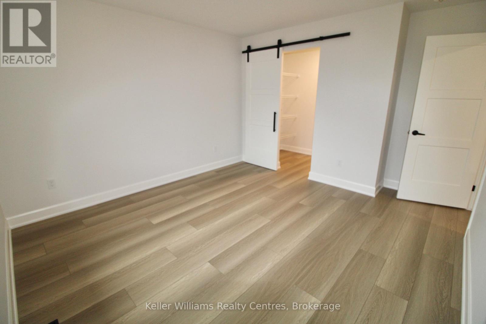 829 22nd Avenue A, Hanover, Ontario  N4N 0C5 - Photo 11 - X12086579