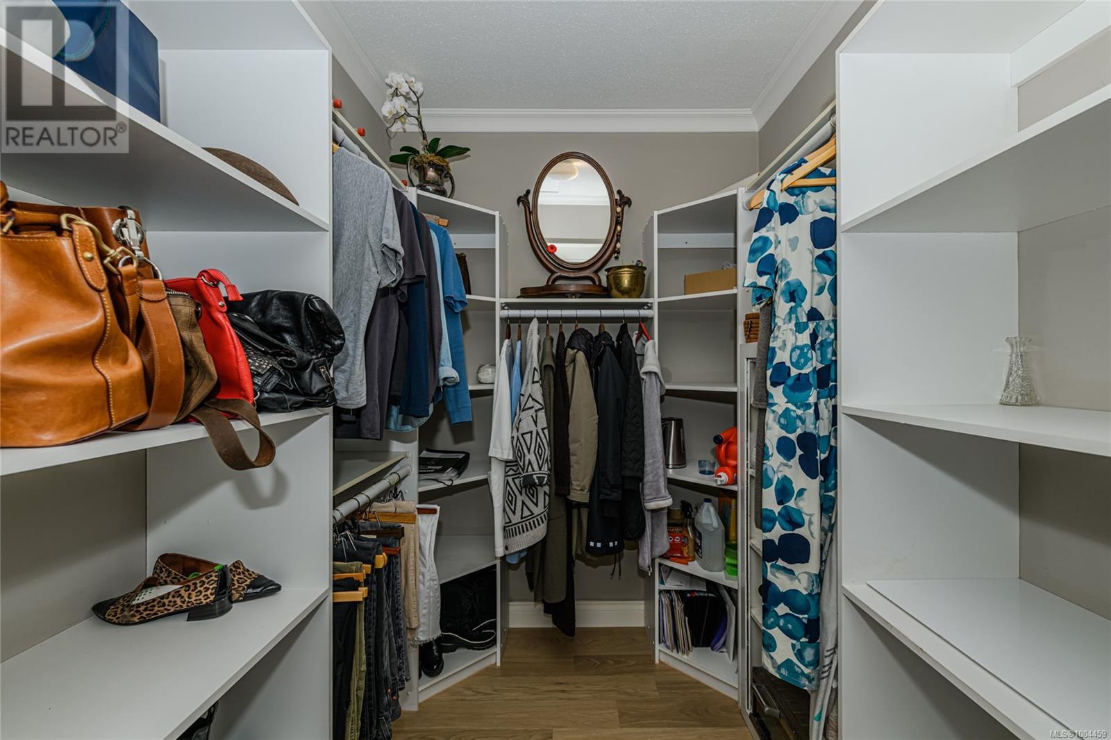 Property at 5000 Sooke Hanger Dr image 5