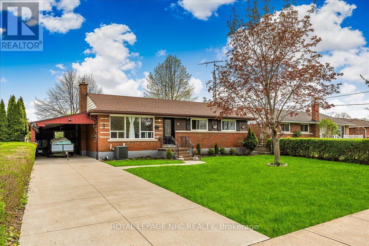 Property at 16 DUNRAVEN AVENUE image 1