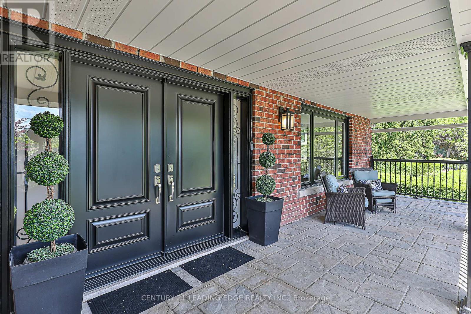 Property at 2 HOMESTEAD COURT image 2