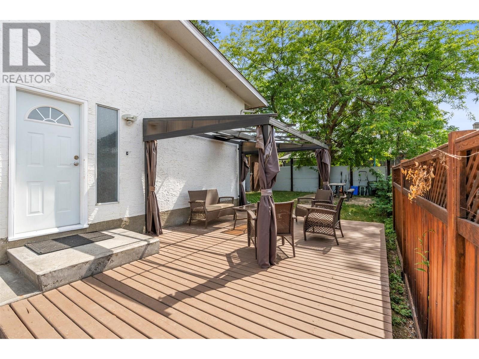 Property at 4208 16 Avenue image 4