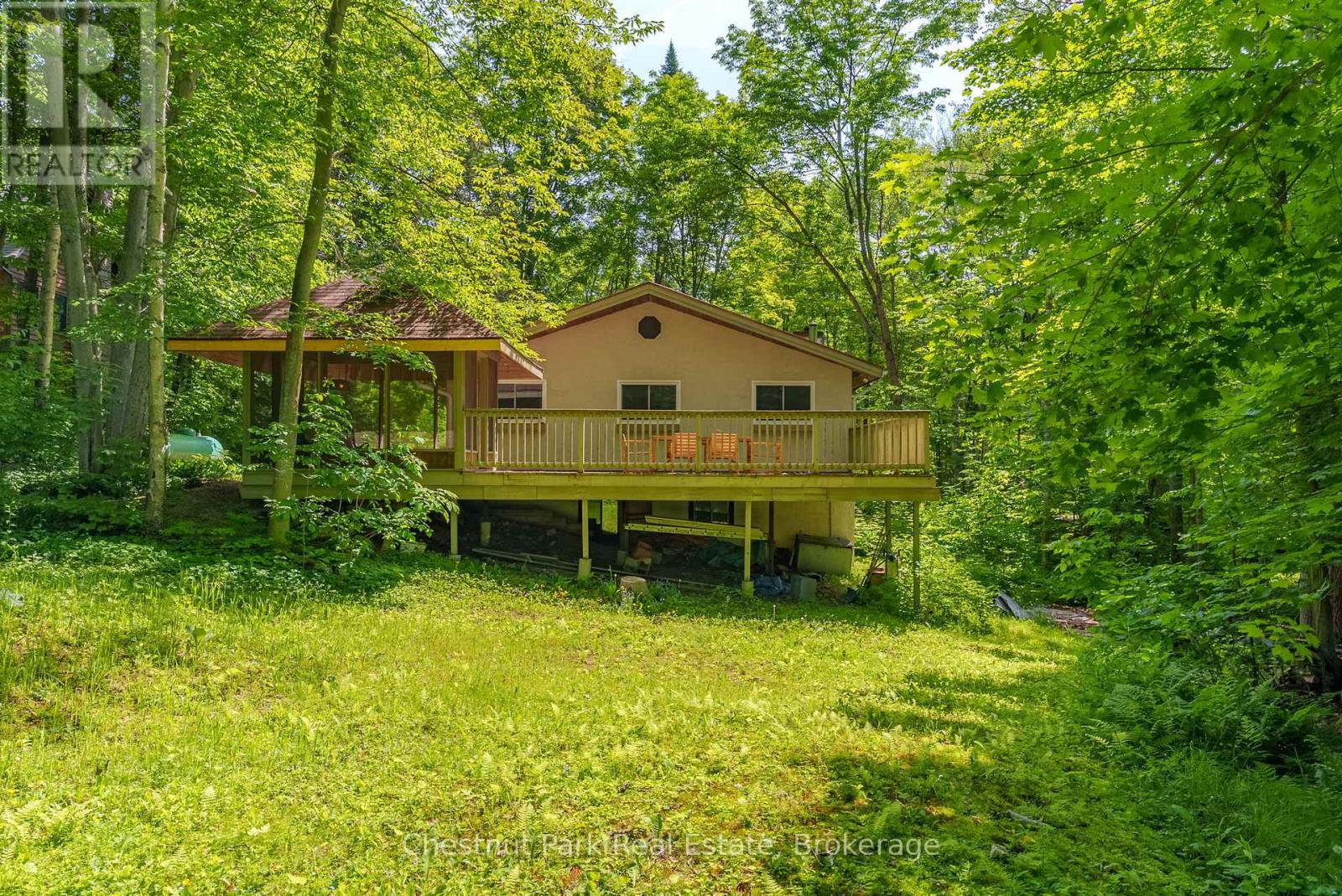 115 Woodland Drive, Huntsville, Ontario  P1H 1A7 - Photo 41 - X12244688
