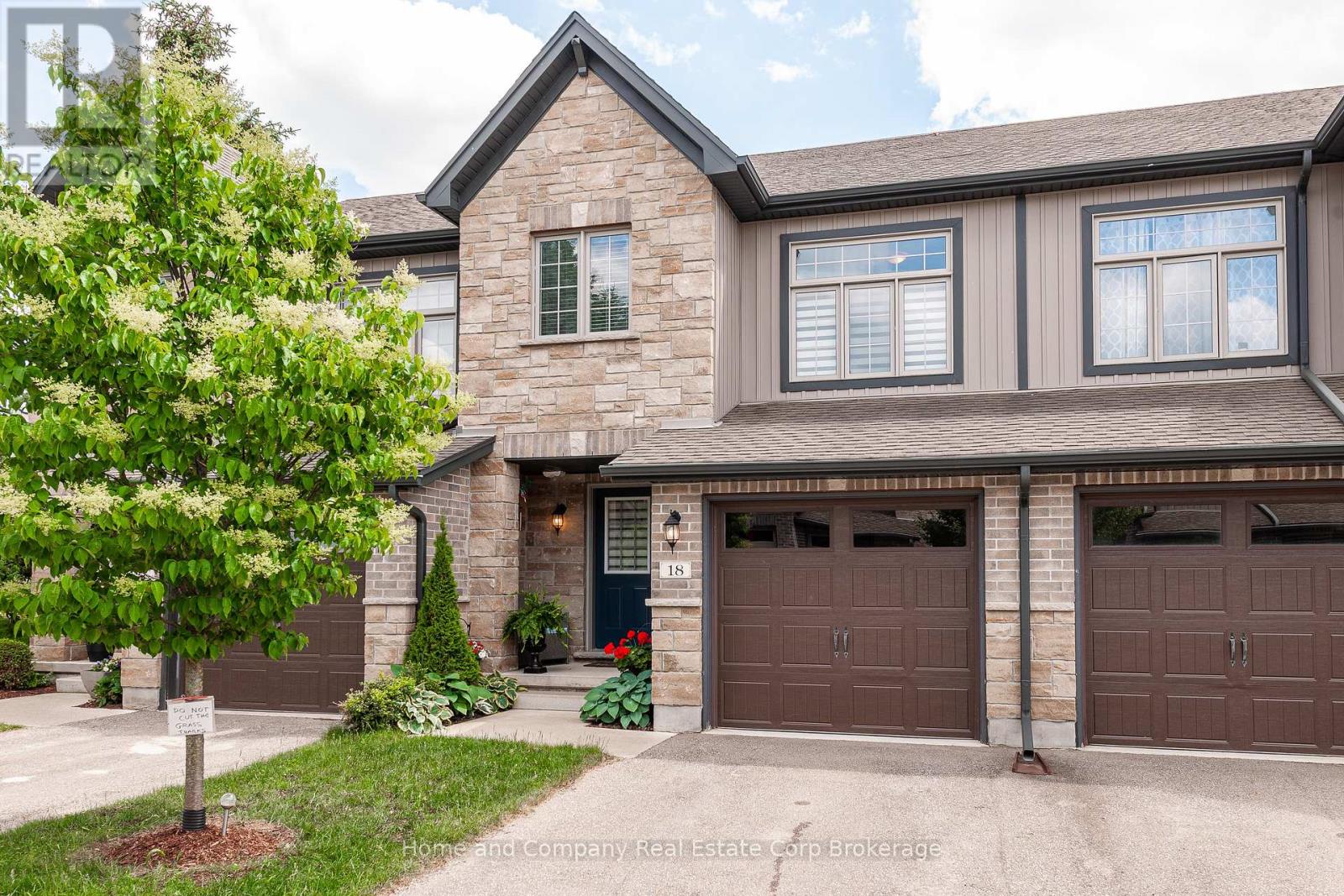 Does the condo lifestyle appeal to you but you don't love the thought of being in a condo building? Then you will absolutely love the idea of moving into this contemporary & cool condo townhouse in Verona Village. The handsome exterior & attractive curb appeal will draw you into a bright, inviting & spacious home. The upgraded kitchen offers crisp white cabinets, a suite of stainless steel LG appliances & a convenient breakfast bar. The open concept main floor connects the dining area & living room with patio doors to your deck. Moving up to the second level, discover the bonus of an airy den or flex space before finding the bedrooms just a few steps beyond. The primary bedroom is generous in size, as is the unique 6 piece bathroom serving this floor. For added convenience, the laundry room is on this level. Additional living space can be found in the finely finished rec room & it also features a sparking 3 piece bath. Nestled nicely in the north end means that the Country Club, the Gallery Stratford & the city's extensive park system are easy to access. Now is your time to make your move. (id:48254)