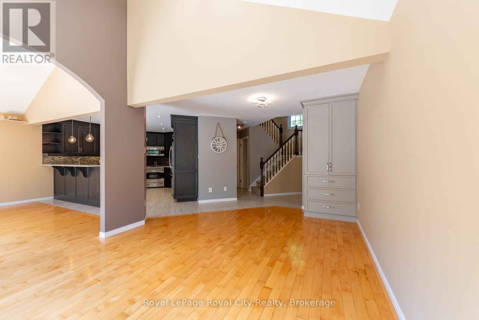 12 Burke Court, Guelph, Ontario  N1L 1J2 - Photo 12 - X12244703