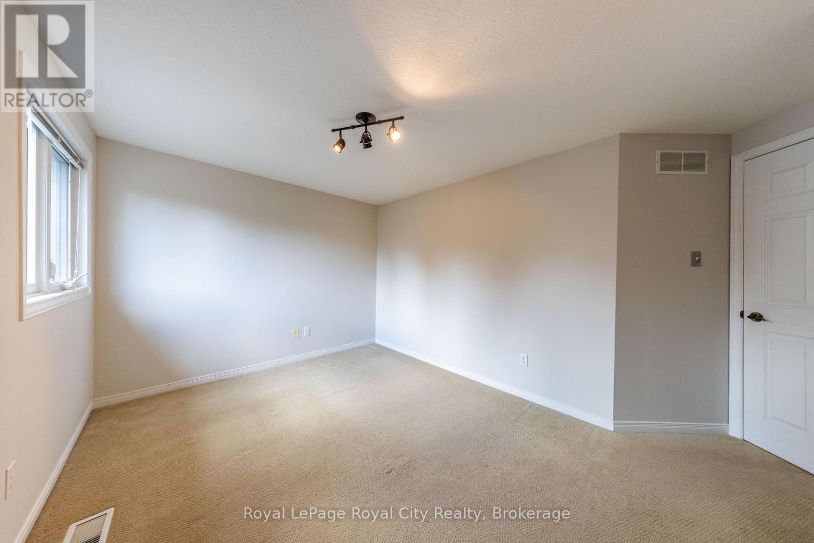 12 Burke Court, Guelph, Ontario  N1L 1J2 - Photo 24 - X12244703