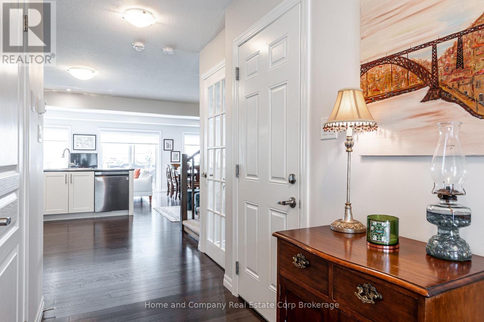 18 - 55 Harrison Street, Stratford, Ontario  N5A 0A4 - Photo 4 - X12244772