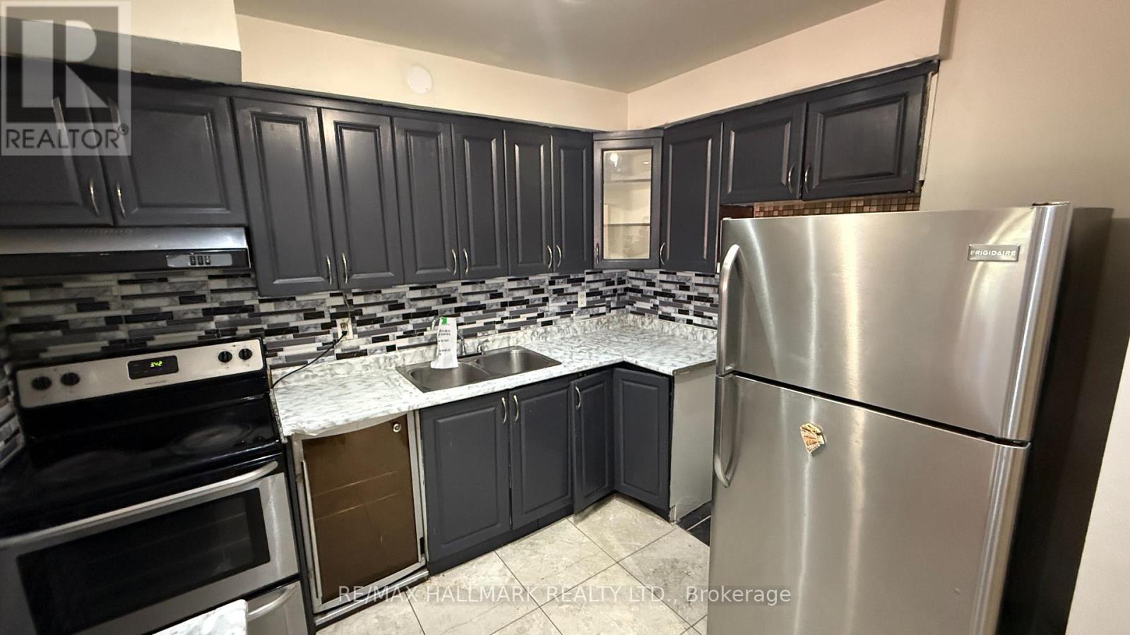 Property at 10 - 3600 MORNING STAR DRIVE image 3