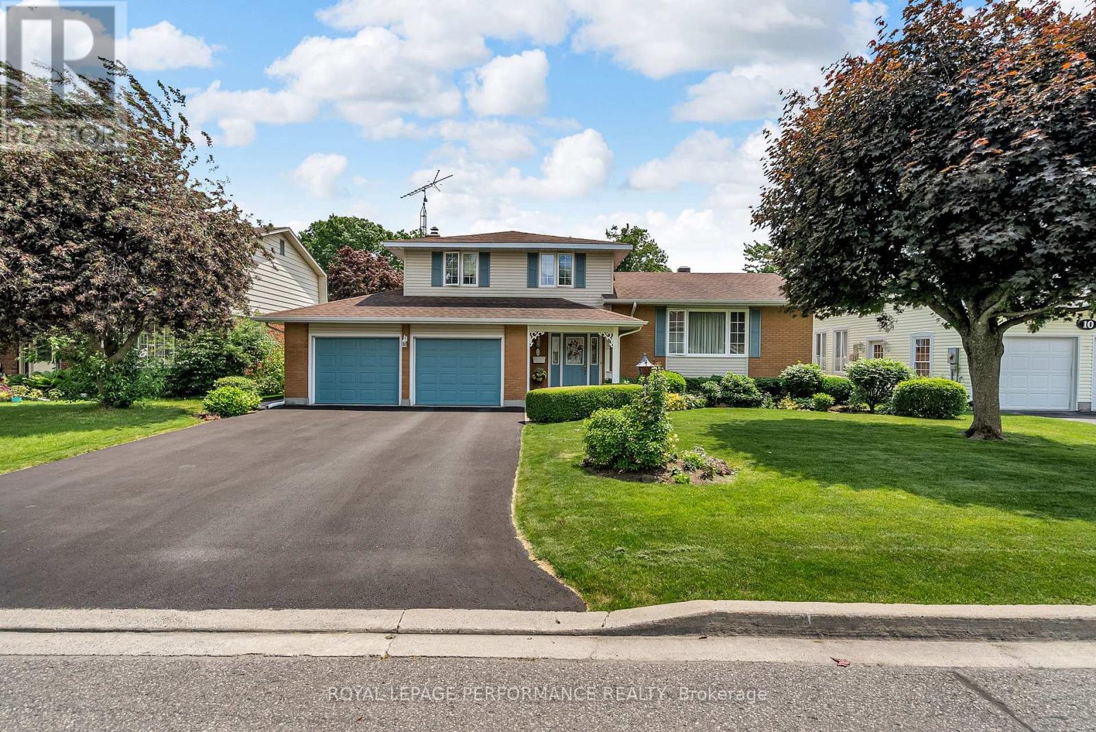 Property at 14 MONACO CRESCENT image 3