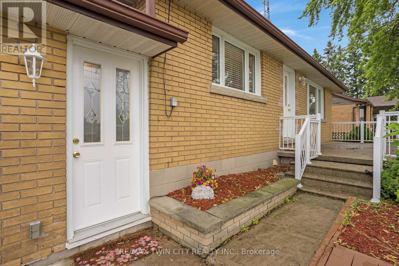 7011 Wellington Rd 124 Road, Guelph/eramosa, Ontario  N1H 6J4 - Photo 4 - X12244606