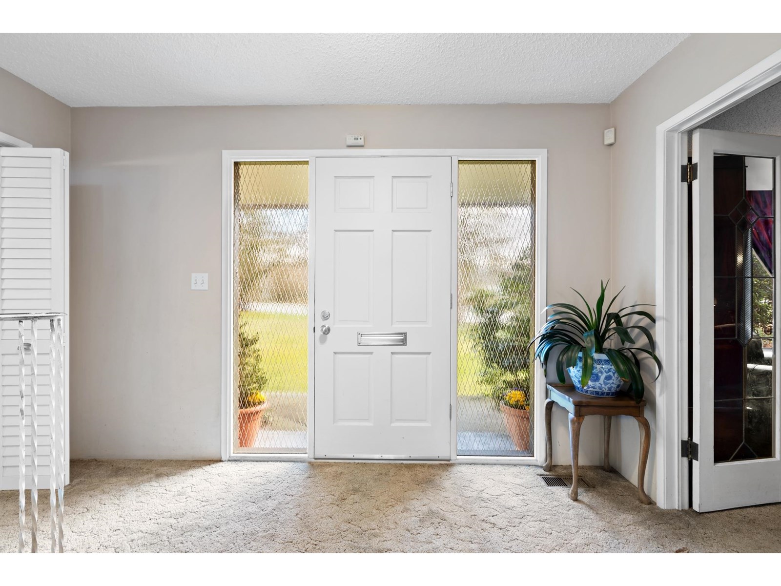 Property at 8661 148 STREET image 5