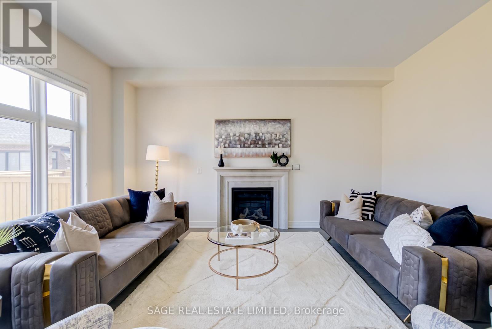 Property at 3 JOINER CIRCLE image 3