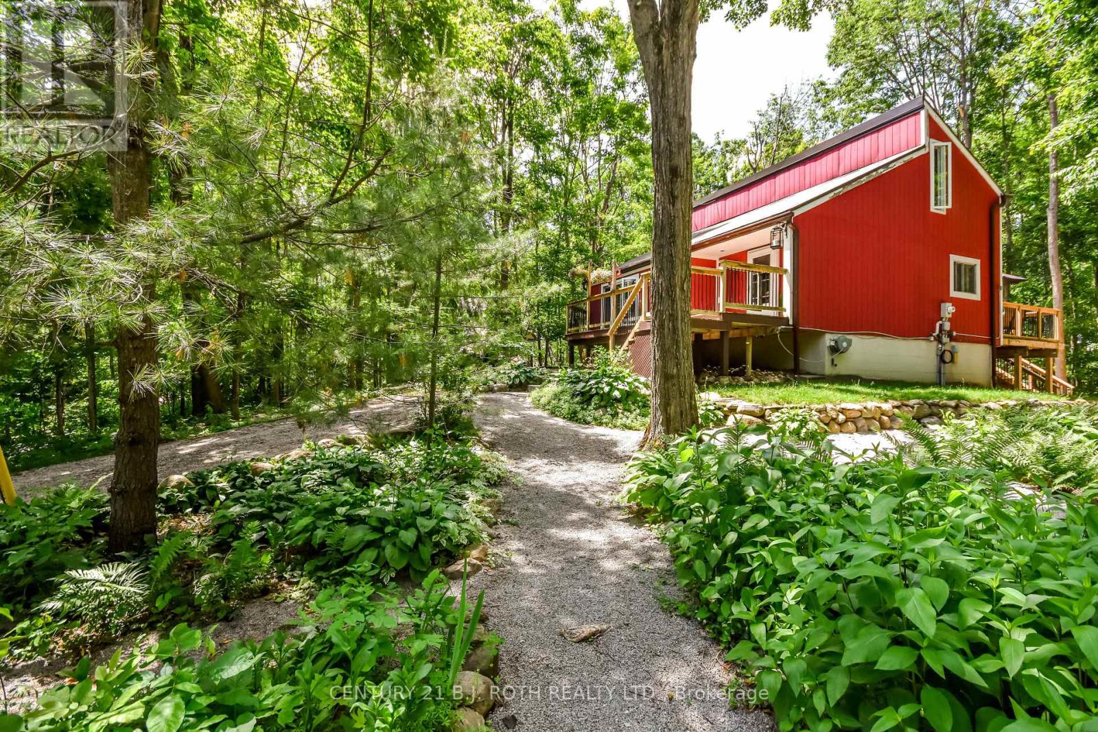 Property at 41 HURONWOODS DRIVE image 3