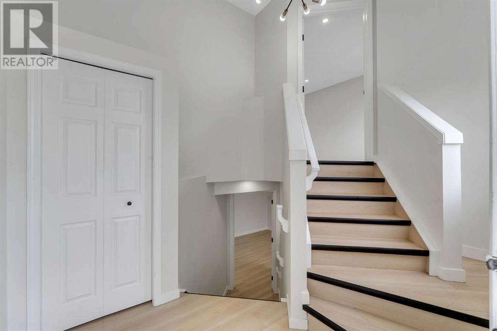 Property at 135 Hidden Way NW image 3