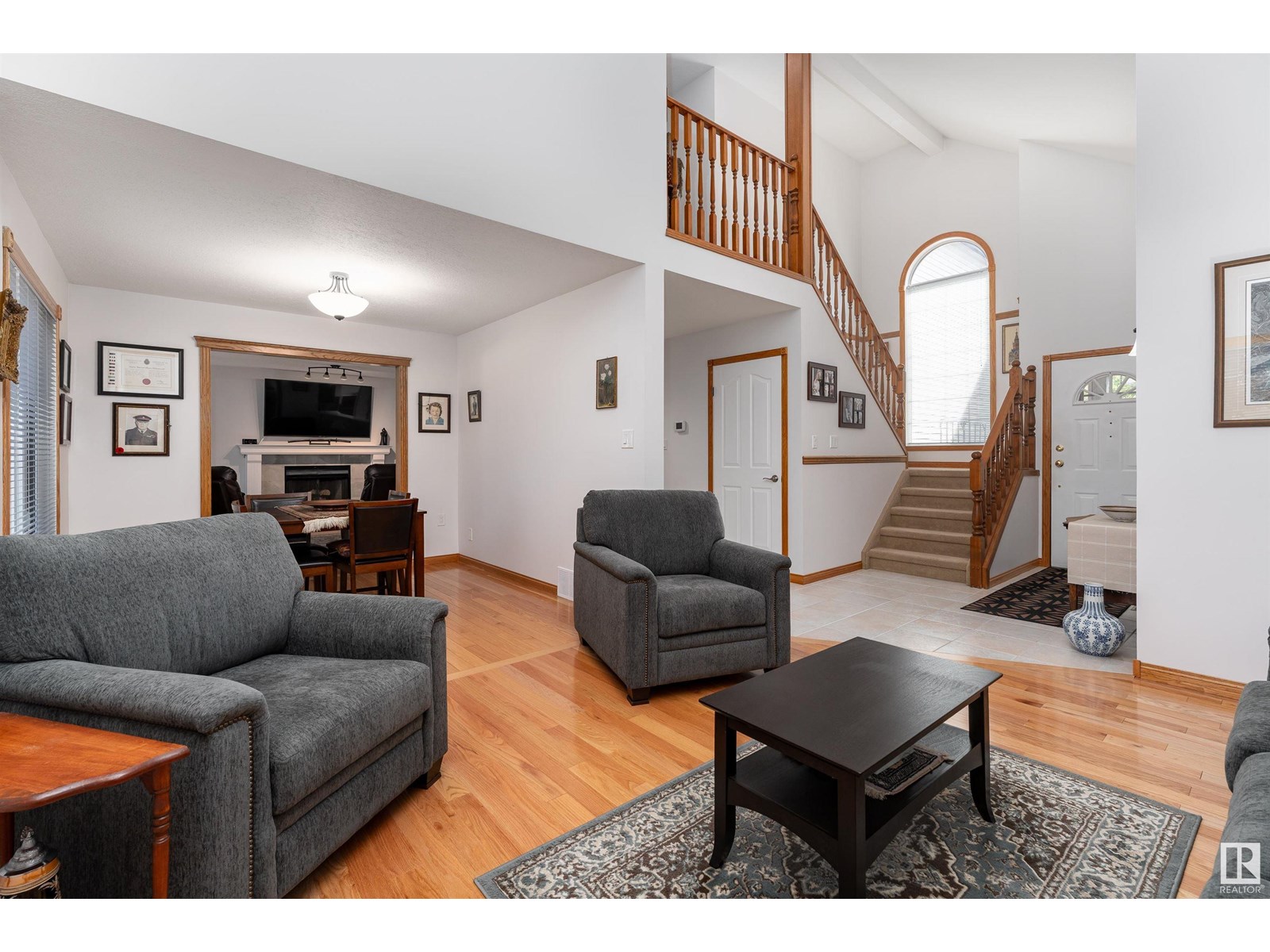 Property at 7 HUDSON CR image 4