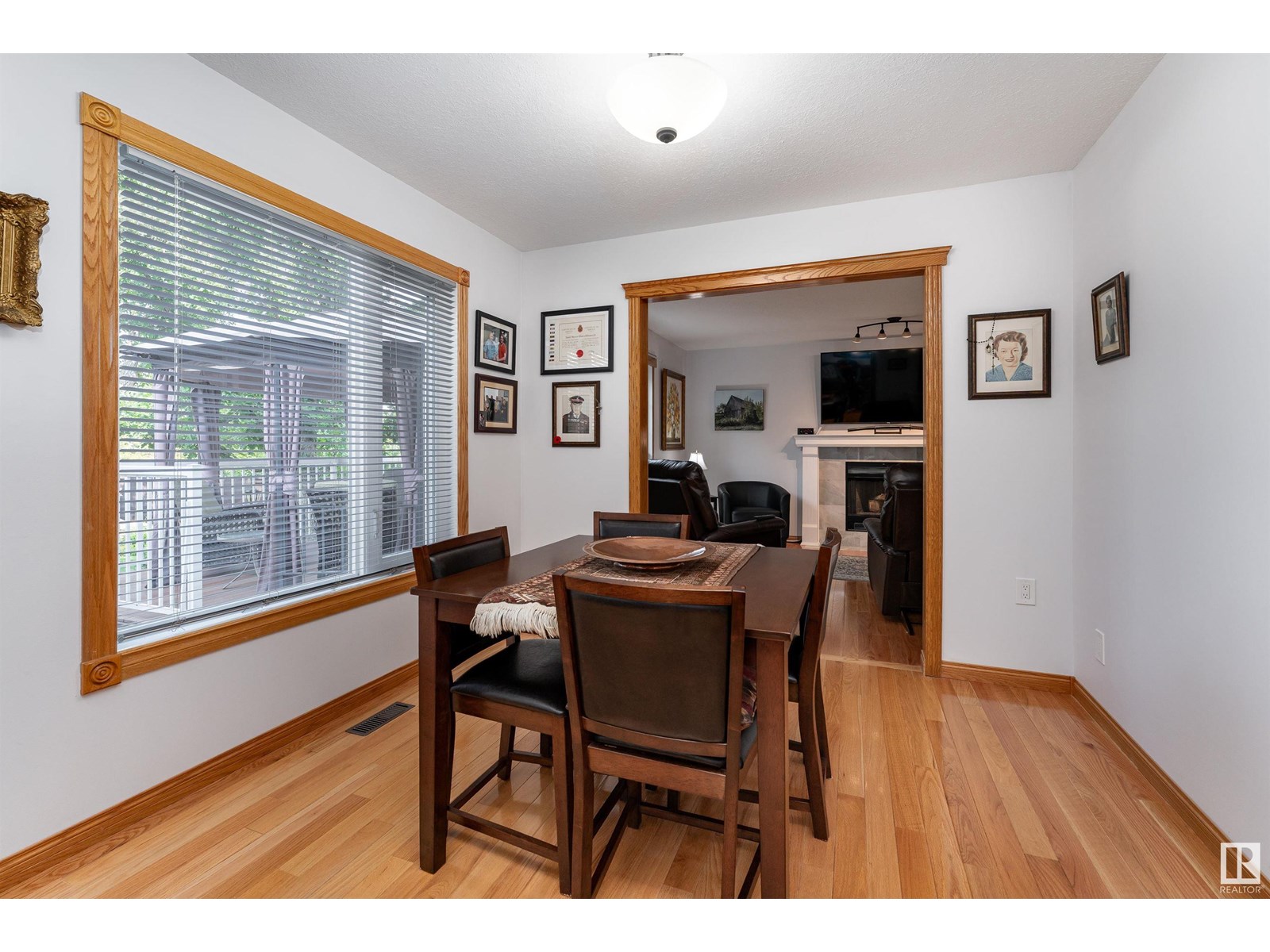 Property at 7 HUDSON CR image 5