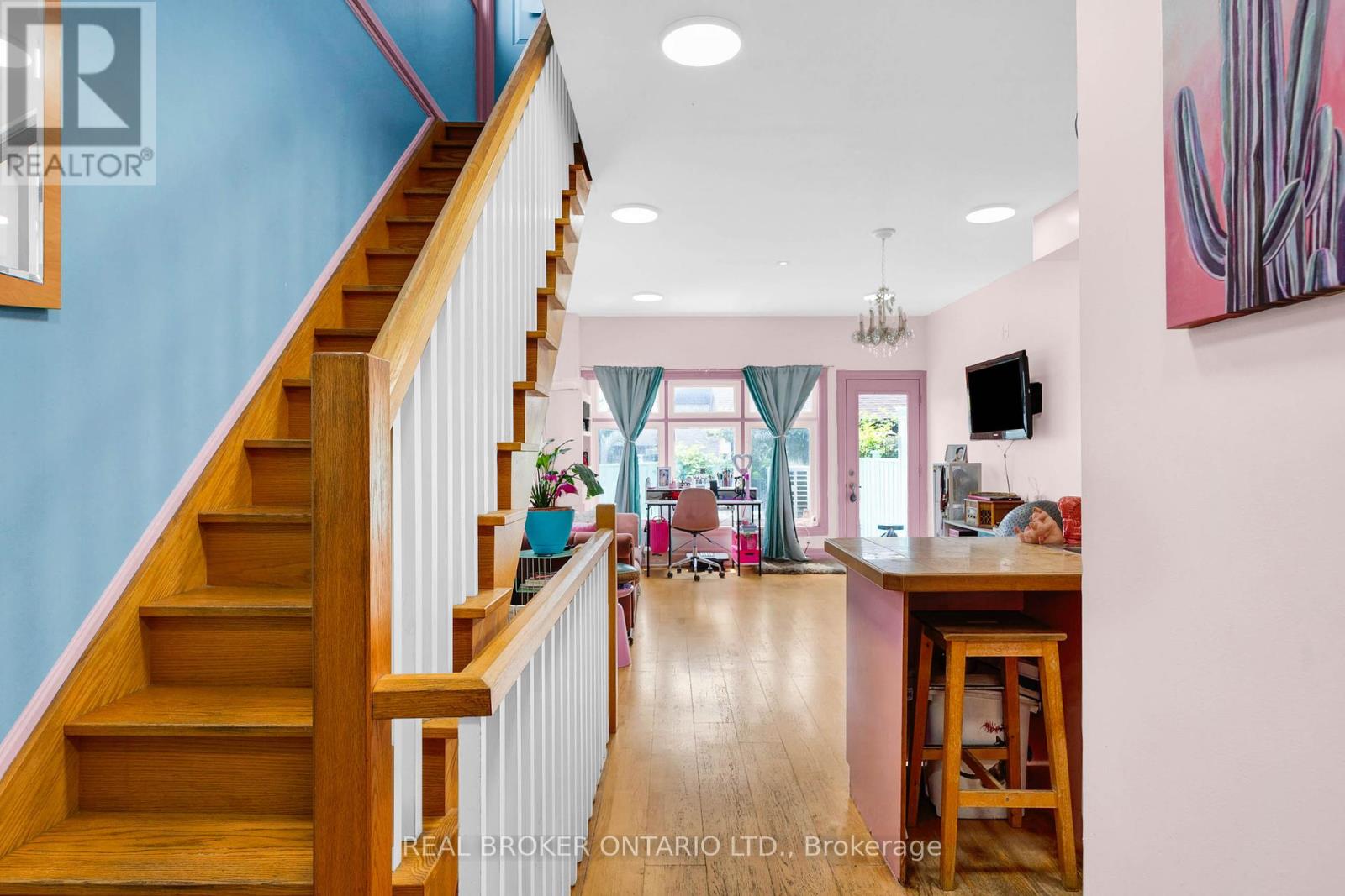 Property at 27 LINDNER STREET image 5