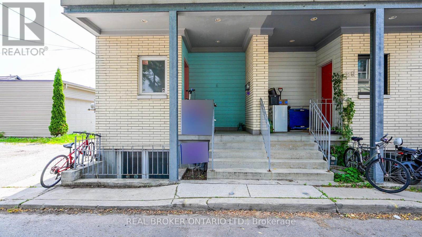 Property at 27 LINDNER STREET image 2