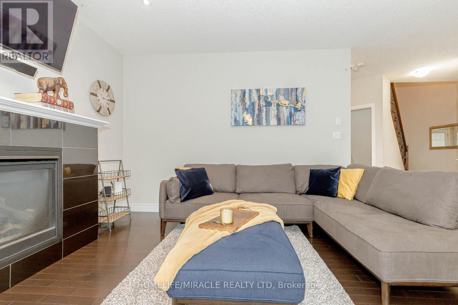 32 Mcintyre Lane, East Luther Grand Valley, Ontario  L9W 6W3 - Photo 10 - X12244729