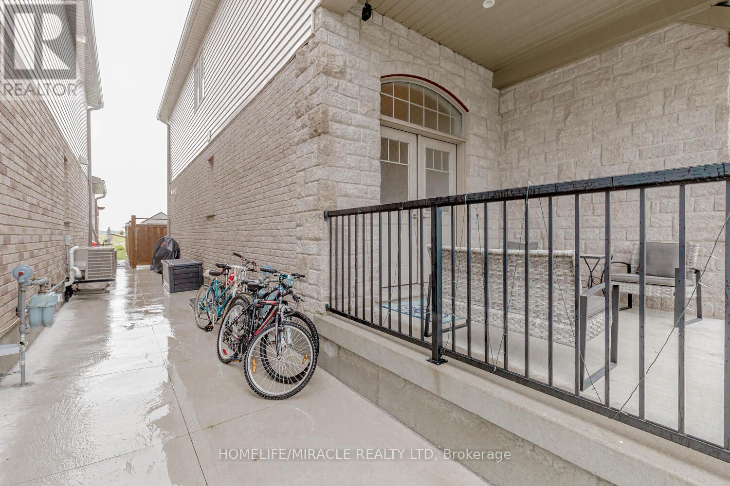 32 Mcintyre Lane, East Luther Grand Valley, Ontario  L9W 6W3 - Photo 40 - X12244729
