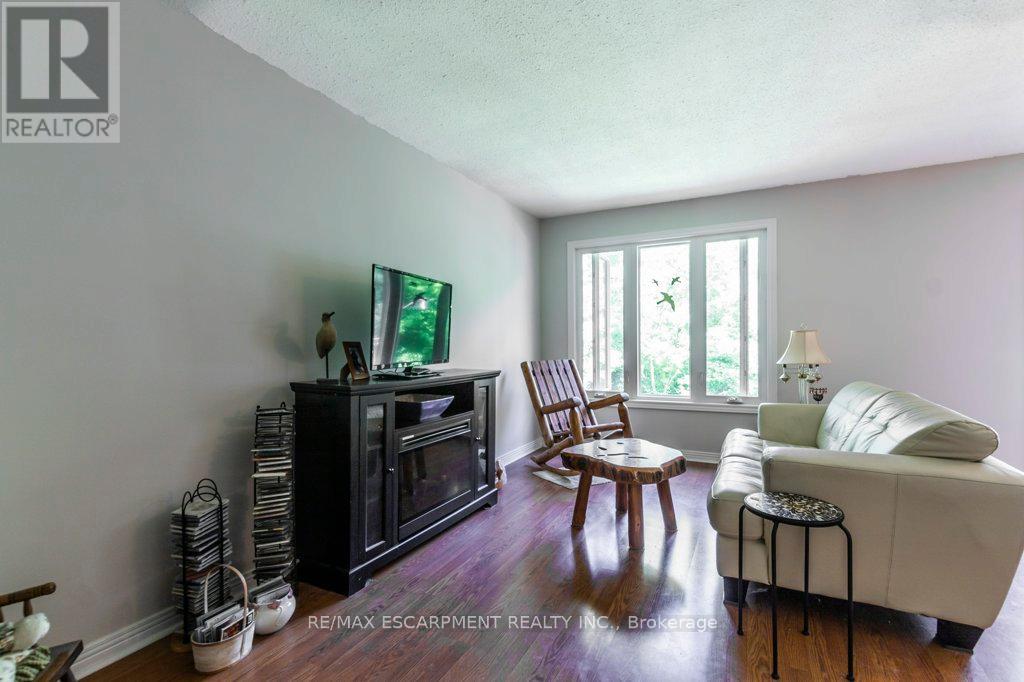14 - 109 Wilson Street W, Hamilton, Ontario  L9G 1N4 - Photo 7 - X12244782