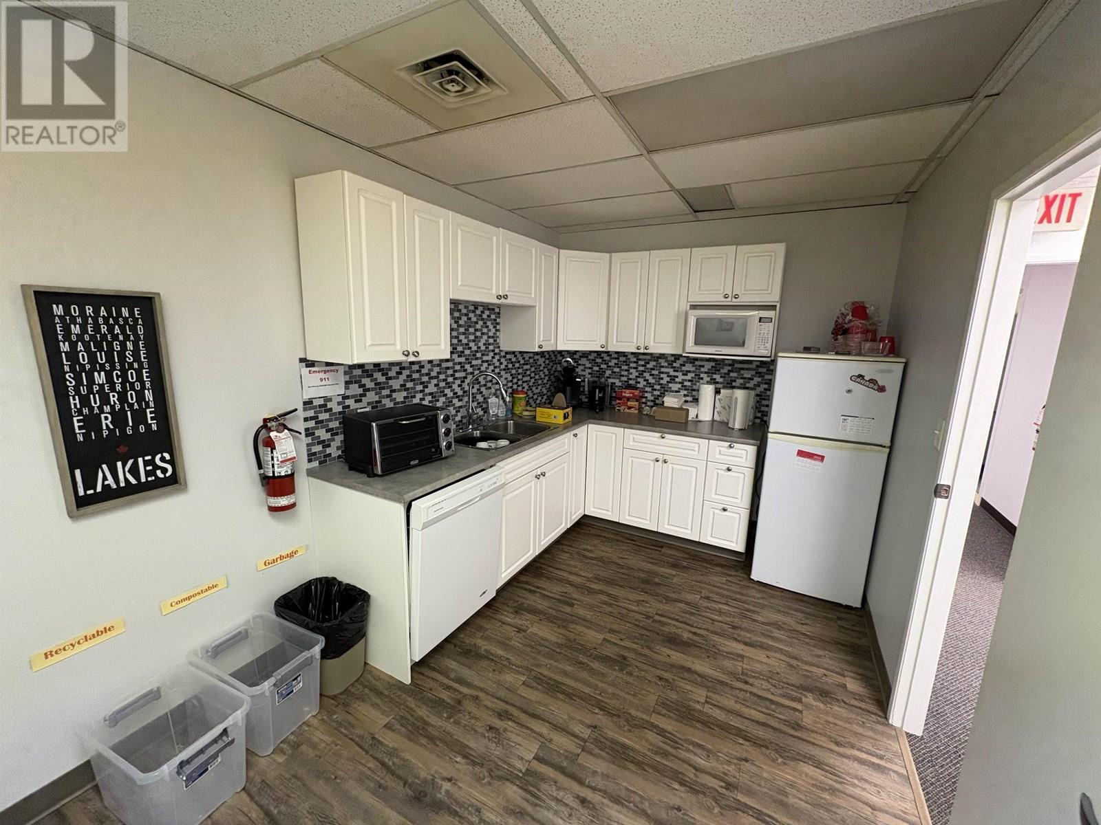 1116 Austin Avenue, Coquitlam, British Columbia  V3K 3P5 - Photo 6 - C8070314