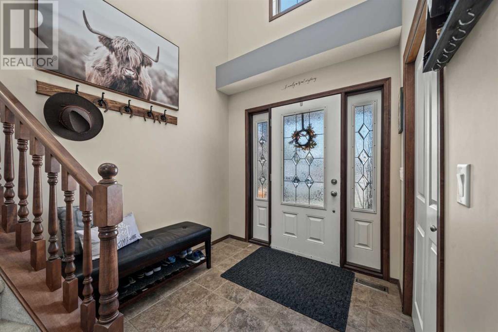 Property at 10 Crystalridge Bay image 3