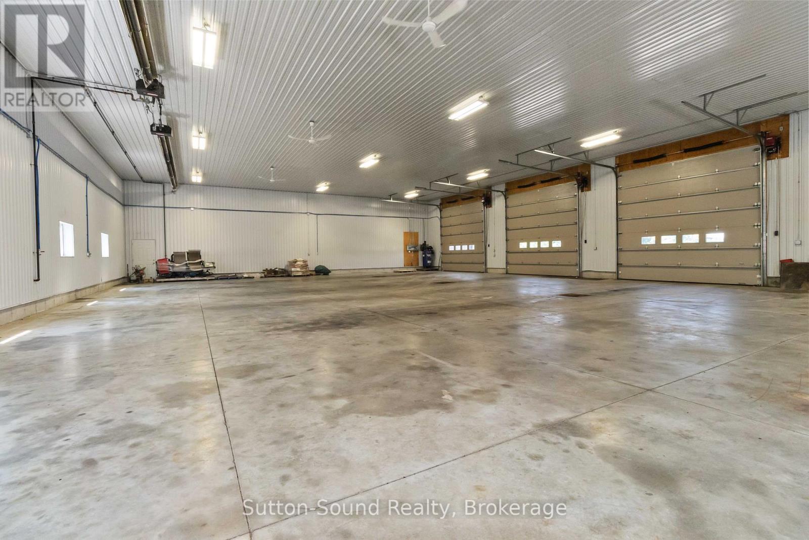 407 Mcbay Road, Brant (Brantford Twp), Ontario  N3T 5L4 - Photo 10 - X12239748