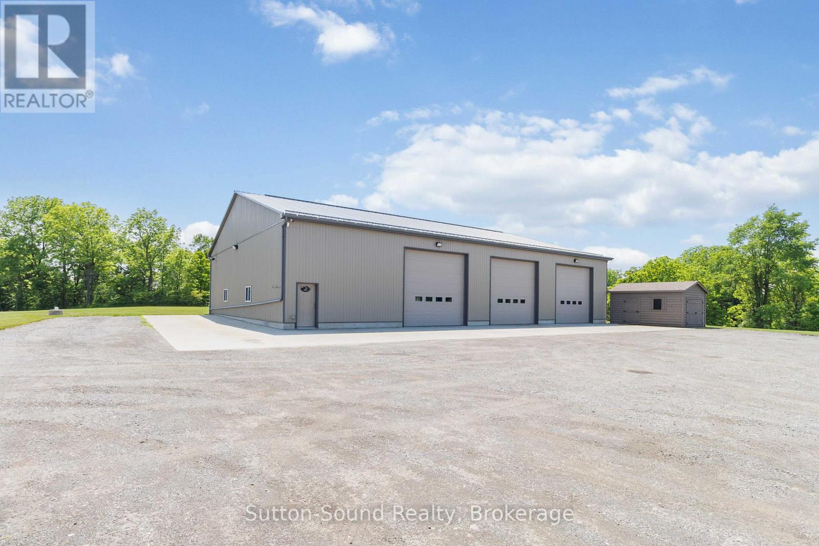 407 Mcbay Road, Brant (Brantford Twp), Ontario  N3T 5L4 - Photo 8 - X12239748