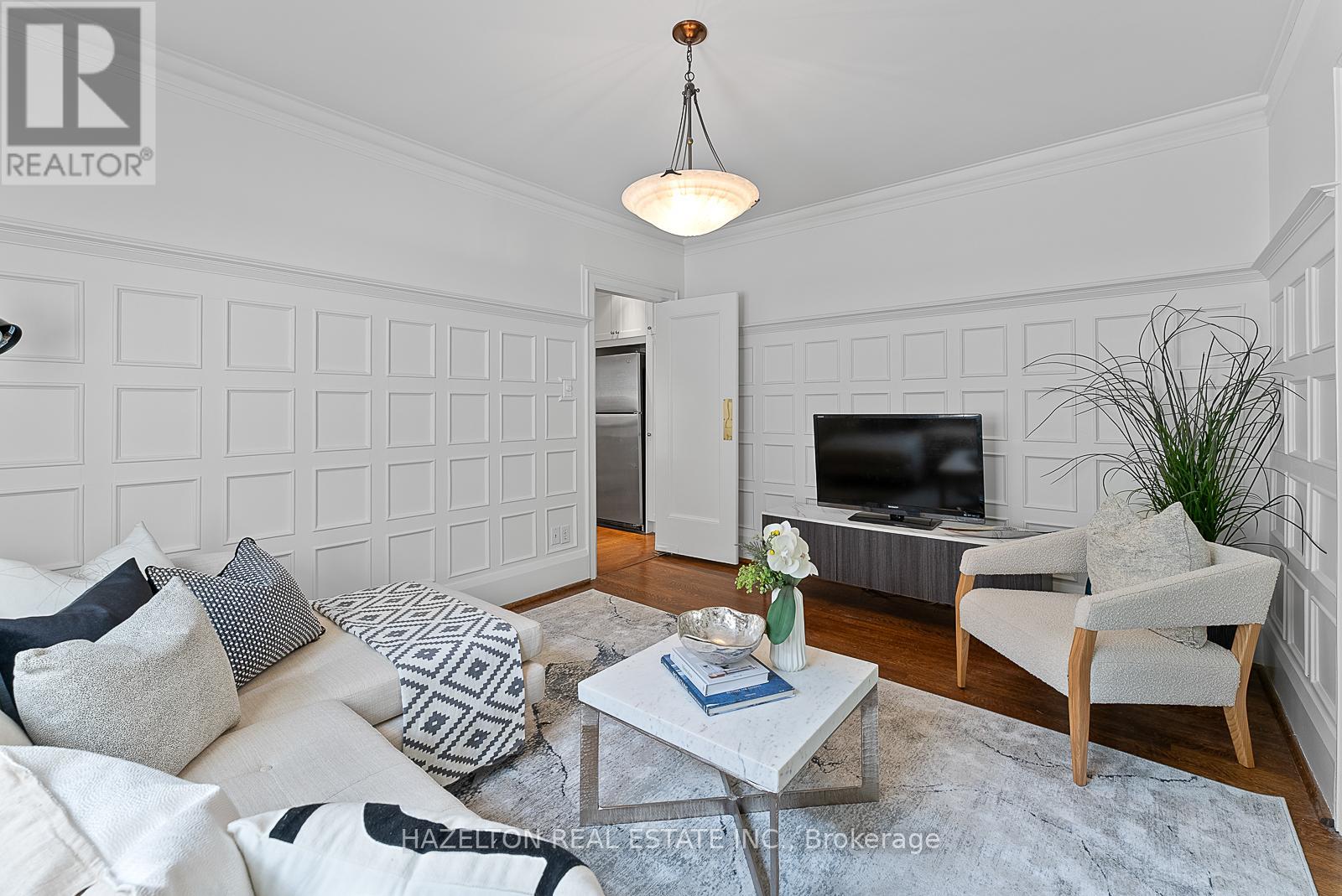 A - 9 Clarendon Avenue, Toronto (Casa Loma), Ontario  M4V 1H8 - Photo 7 - C12244837