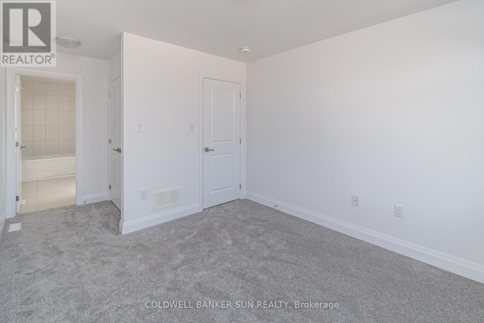 13 Ranch Terrace, Barrie, Ontario  L9J 0Y3 - Photo 19 - S12244076