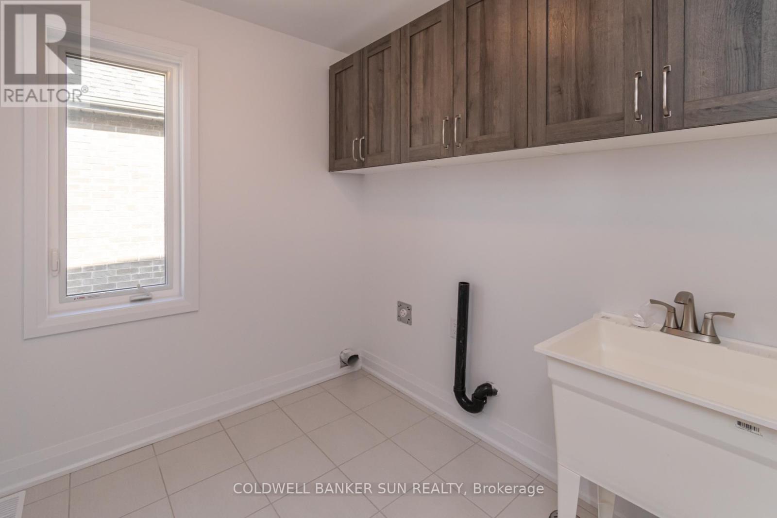 13 Ranch Terrace, Barrie, Ontario  L9J 0Y3 - Photo 36 - S12244076